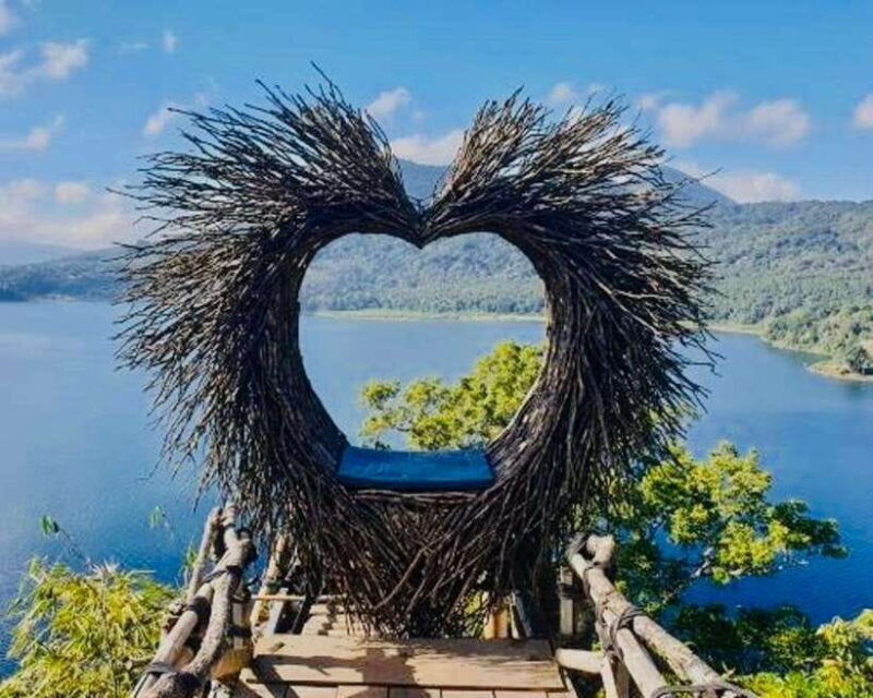 bali-banyumala-waterfall-wanagiri-hidden-hill-ulun-danu