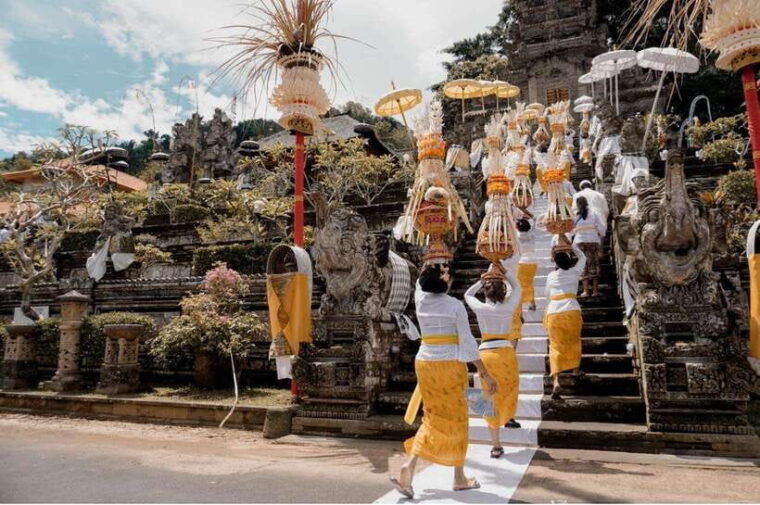 bali-batur-mystical-burial-rituals-tour-with-kehen-temple
