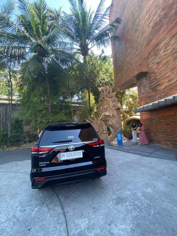 bali-beach-club-day-tour-and-nightlife-experience