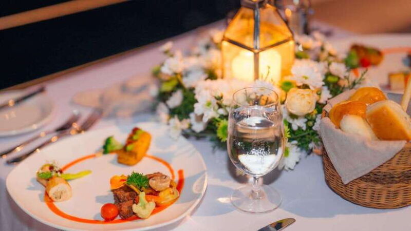 bali-benoa-5-course-romantic-evening-cruise-with-live-music