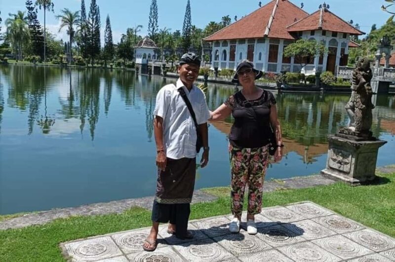 Bali : Best Street Food Tour With A Local Guide - Key Points