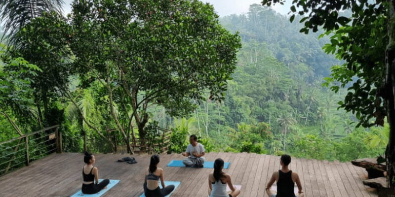 bali-bliss-yoga-floating-breakfast-and-rice-terrace-walk