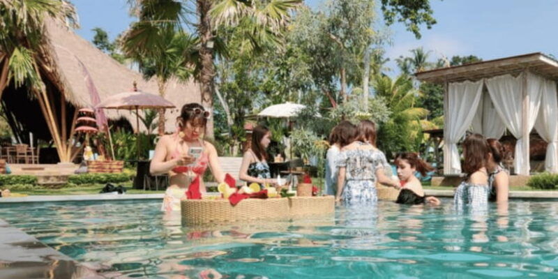 bali-bliss-yoga-floating-breakfast-and-rice-terrace-walk