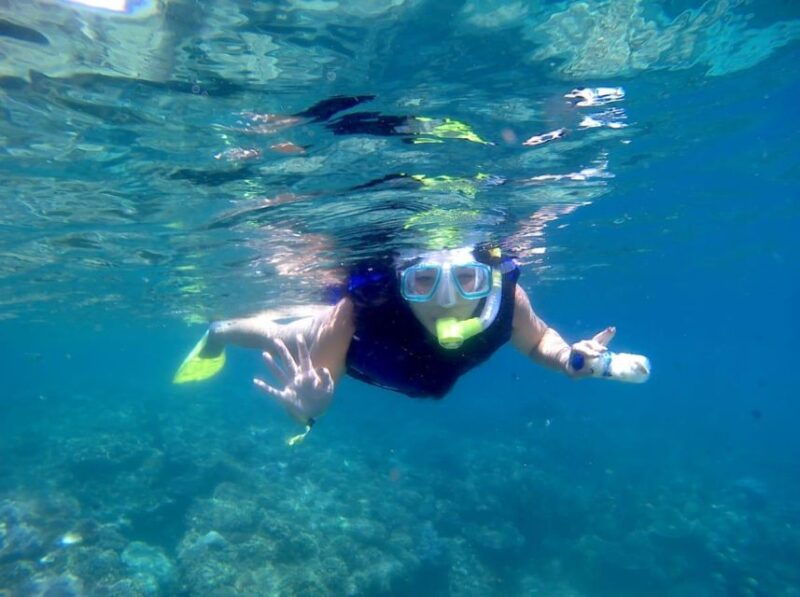 bali-blue-lagoon-snorkeling-with-komang-elot