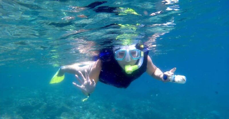 bali-blue-lagoon-snorkeling-with-komang-elot