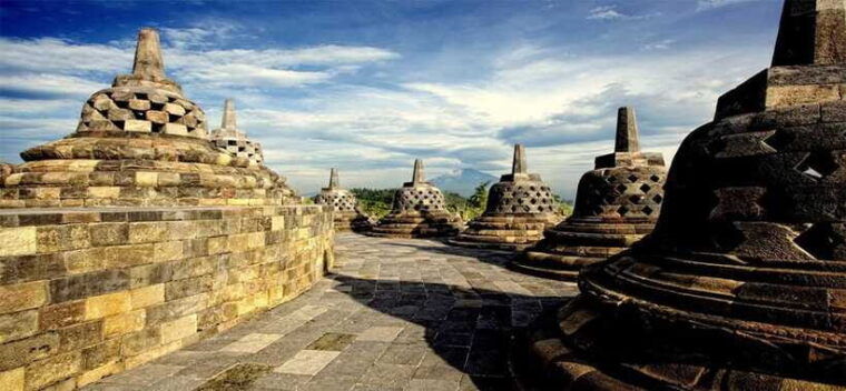bali-borobudur-temple-day-tour-with-flight-tickets