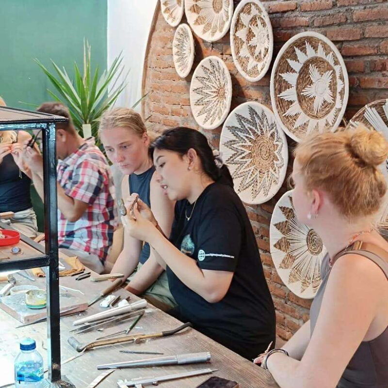 bali-canggu-jewelry-making-class-with-7-grams-of-silver