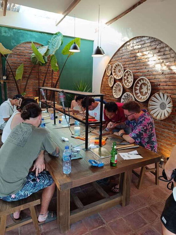 bali-canggu-jewelry-making-class-with-7-grams-of-silver