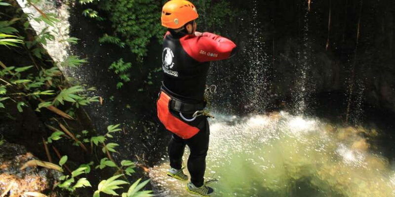 bali-canyoning-golden-twin-canyon