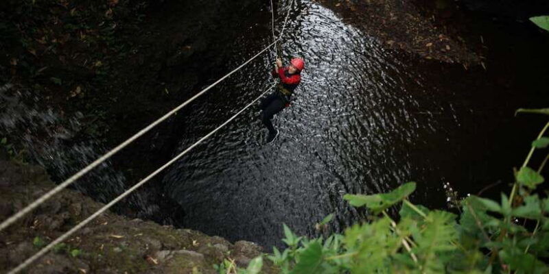 bali-canyoning-springs-canyon