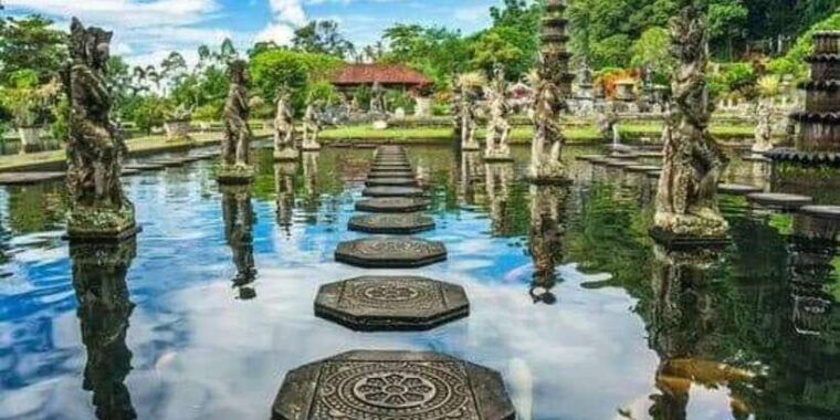 bali-day-trip-to-besakih-temple-2-hidden-waterfalls