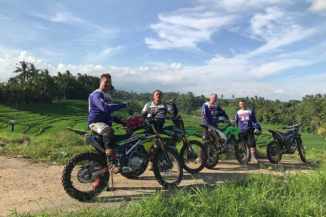Bali Dirt Bike Motor Cross rice field, jungle and beach track - Key Points