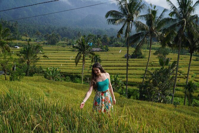 Bali Documentary & Photoshoot outdoors With Local Photographer - The Sum Up