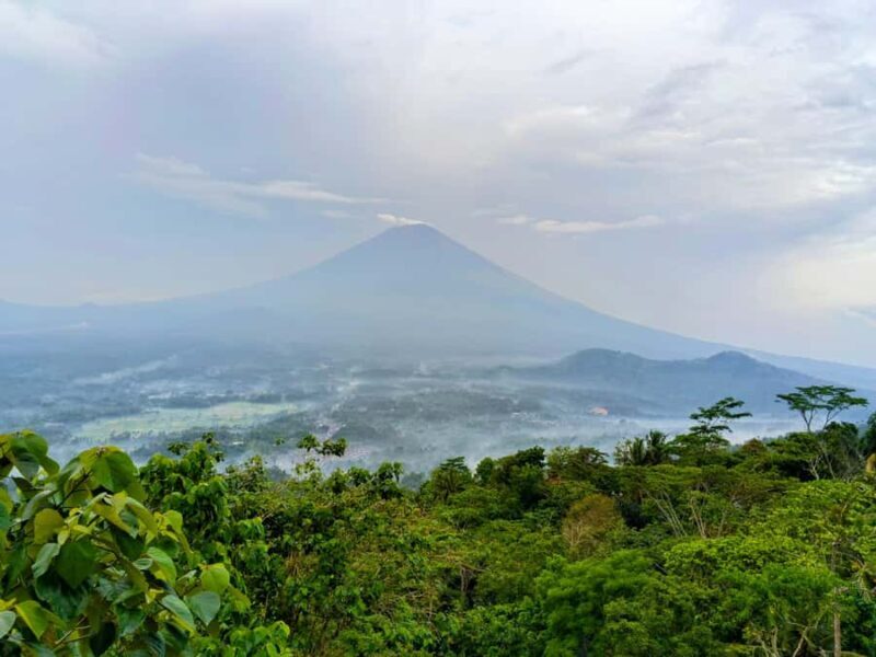 Bali: East Bali Private Tour with Lempuyang Temple - FAQs