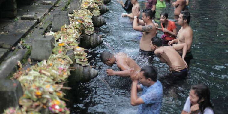 bali-full-day-eat-pray-love-tour-with-rice-terraces-yoga