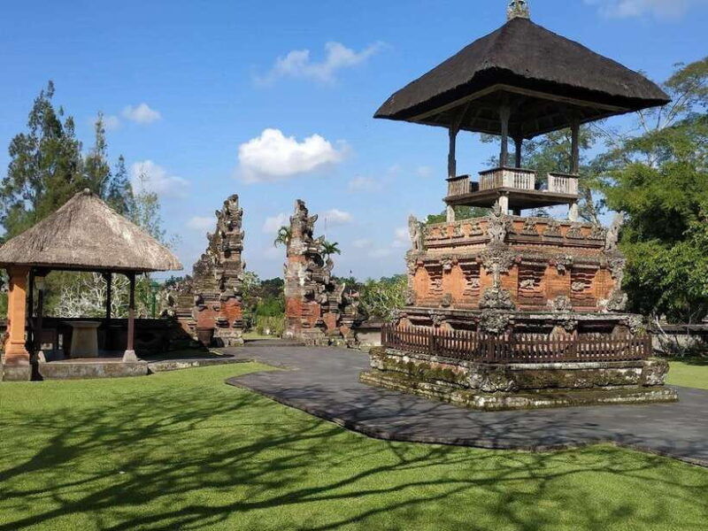 bali-full-day-tanah-lot-handara-gate-ulun-danu-beratan