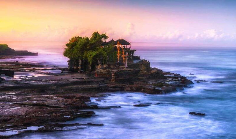 bali-full-day-tour-of-nungnung-waterfall-tanah-lot-tample