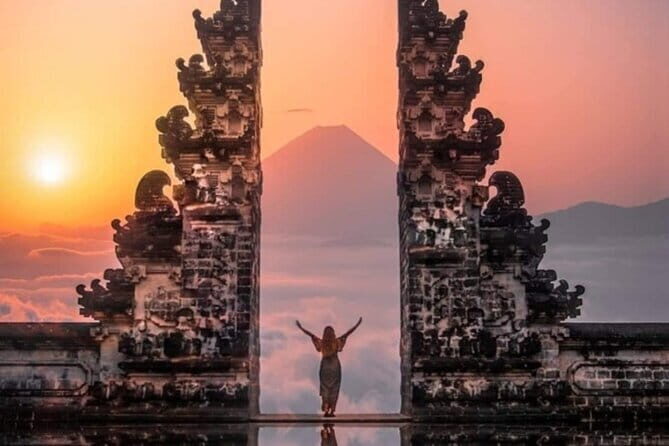 Bali Full Day Trip Gate of Heaven with Blue Lagoon Snorkeling - Discover Bali’s Iconic Sights and Marine Beauty
