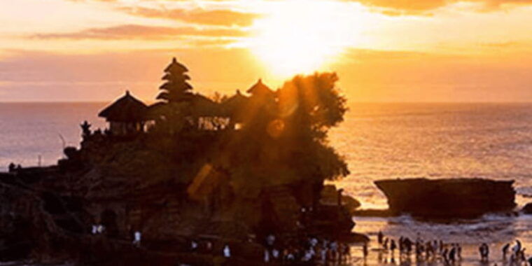bali-full-day-ulundanu-tanah-lot-tour