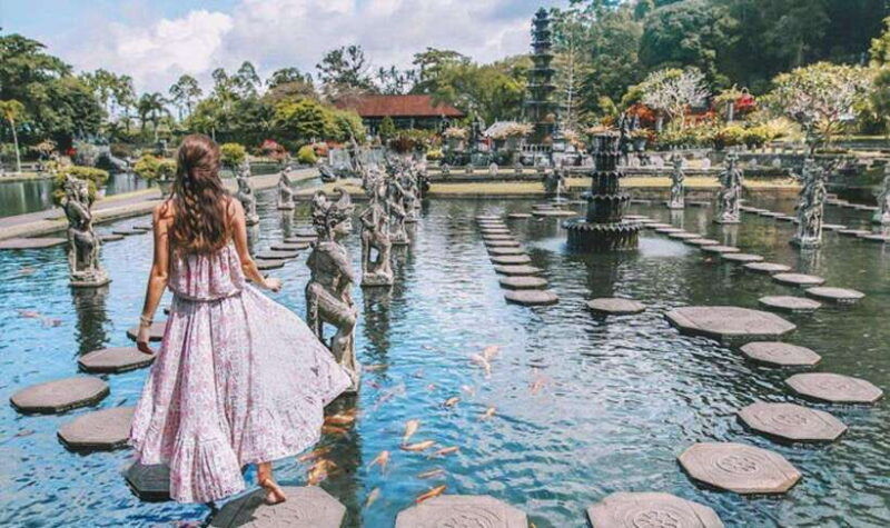 bali-gate-of-heaven-and-water-palace-tirta-gangga-package