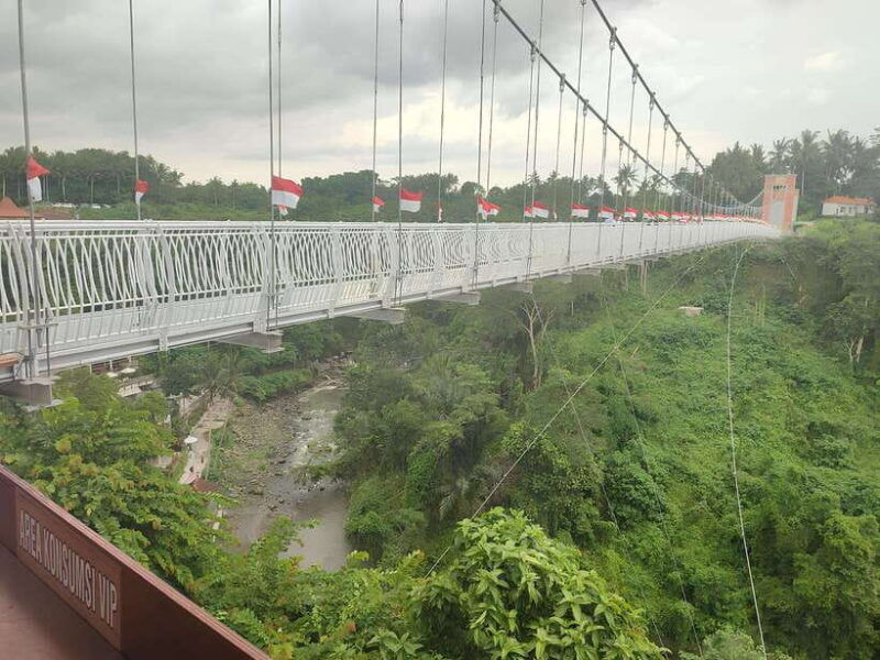 bali-glass-bridge-admission-ticket