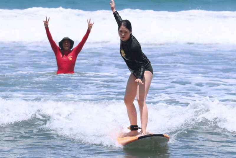 bali-group-surf-lesson-for-beginners-non-swimmer-friendly