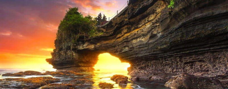 bali-half-day-afternoon-tour-to-tanah-lot-sunset-temple