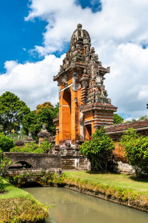 bali-heritage-taman-ayun-monkeys-tanah-lot-sunset