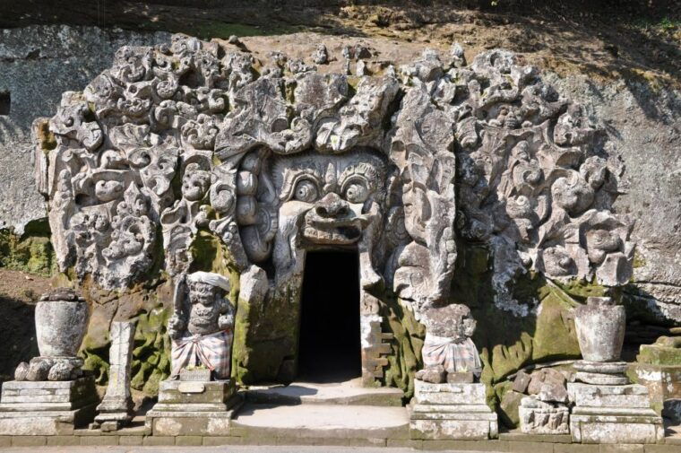 bali-hidden-canyon-waterfall-temples-small-group-tour