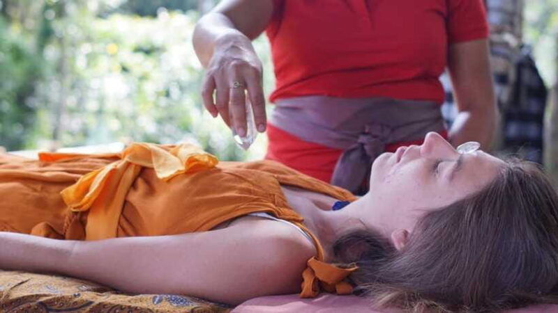 bali-holy-water-purification-and-palm-reading