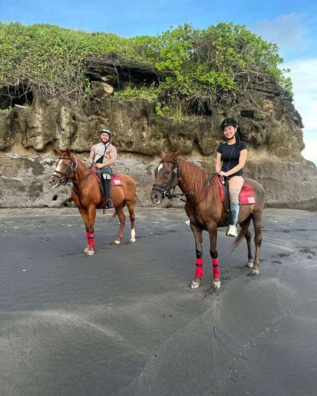 bali-horse-riding-on-the-beach-and-rice-field-tour