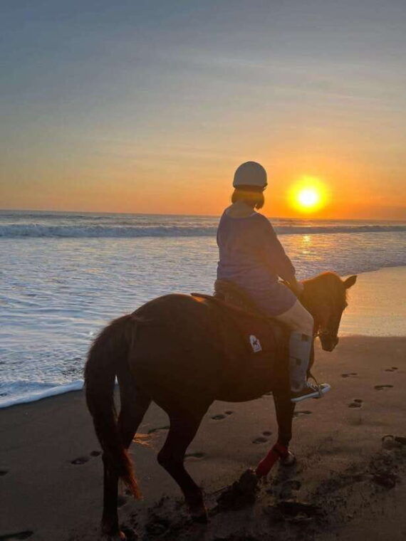 bali-horse-riding-on-the-beach-and-rice-field-tour