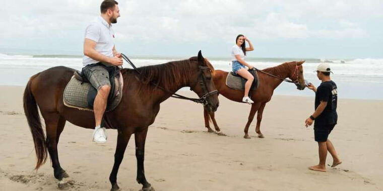 bali-horse-riding-tour-on-seminyak-beach-include-transport