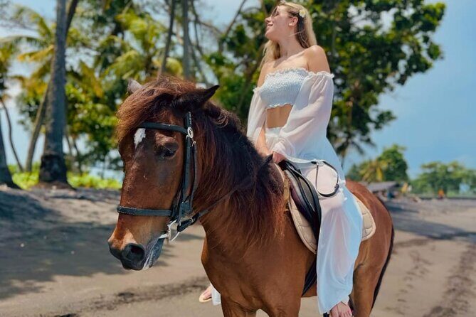 Bali Horse Riding Trot & Canter Saba Beach with Local Temple - Who Should Consider This Tour?