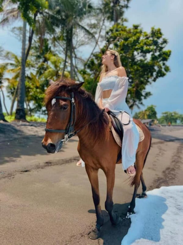 Bali: Horseback Tour Through Saba Beach and Local Temples. - Overview of the Horseback Tour in Bali