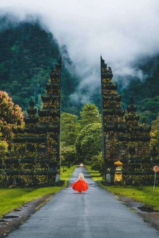 bali-jatiluwih-unesco-bratan-lake-iconic-gate-tanah-lot