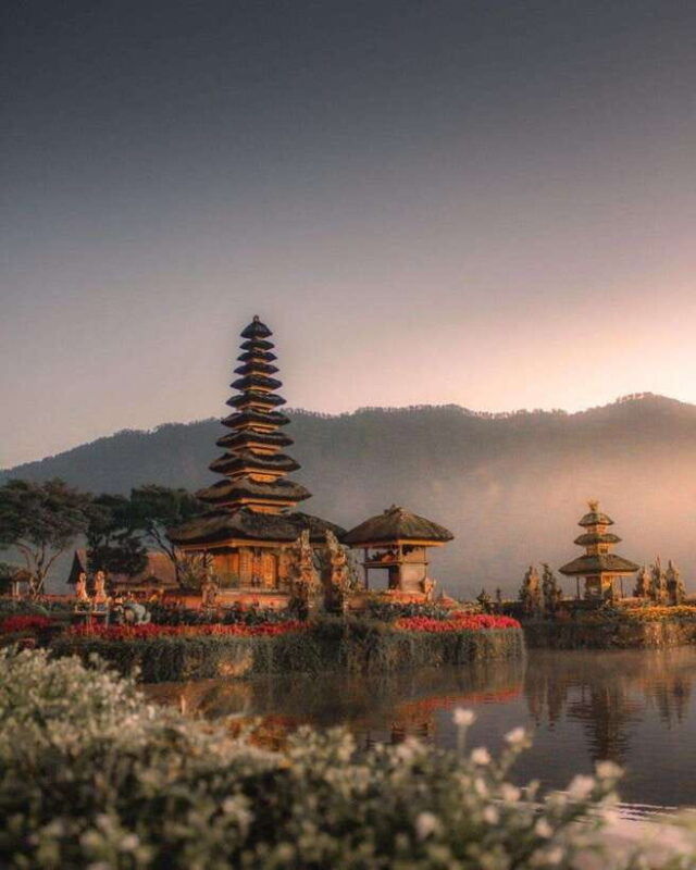 bali-jatiluwih-unesco-bratan-lake-iconic-gate-tanah-lot