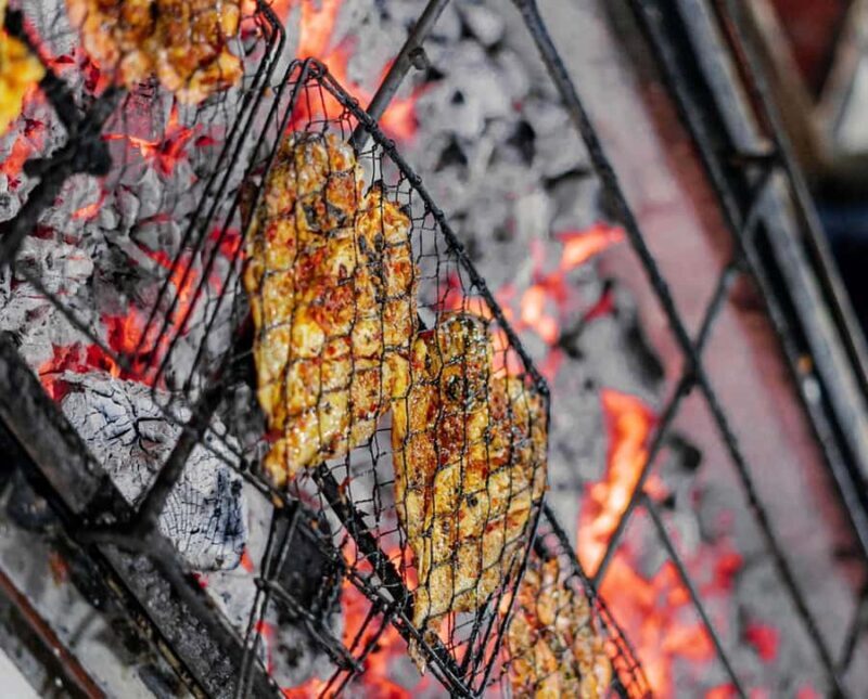 Bali: Jimbaran Seafood Market Tour with Sunset Dinner - Key Points