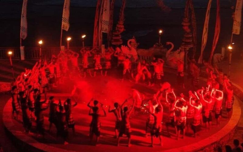 Bali: Kecak Dance at Melasti Beach with Jimbaran Dinner - Practicalities and Value