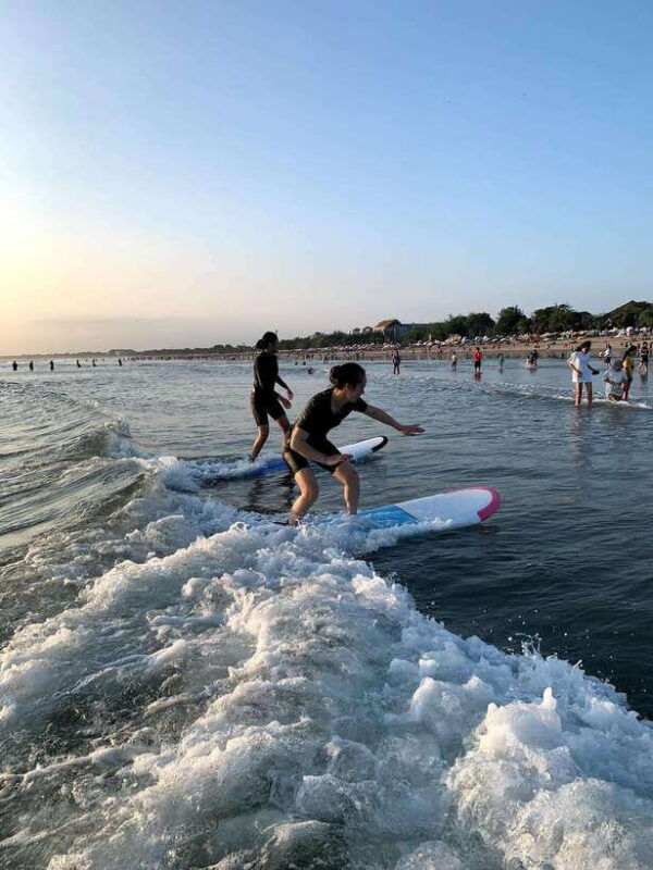 bali-kuta-beach-1hour-surfing-lesson-with-instructor