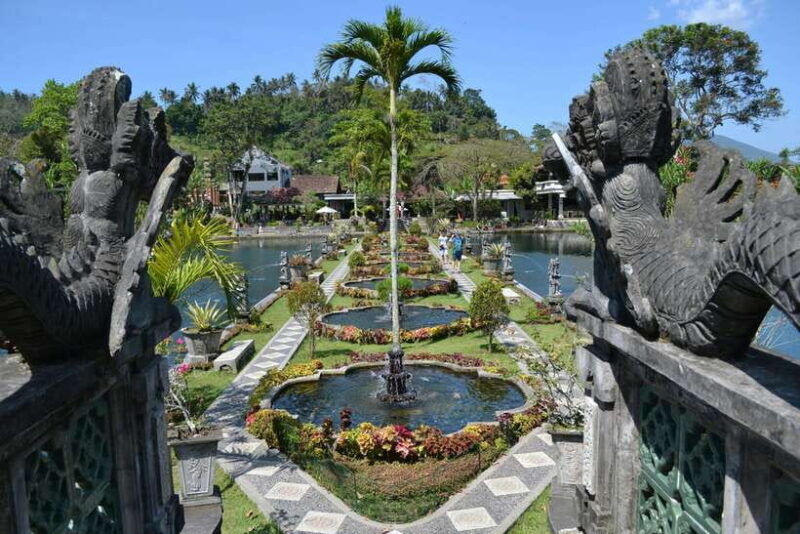bali-lempuyang-temple-gate-of-heaven-and-east-bali-tour