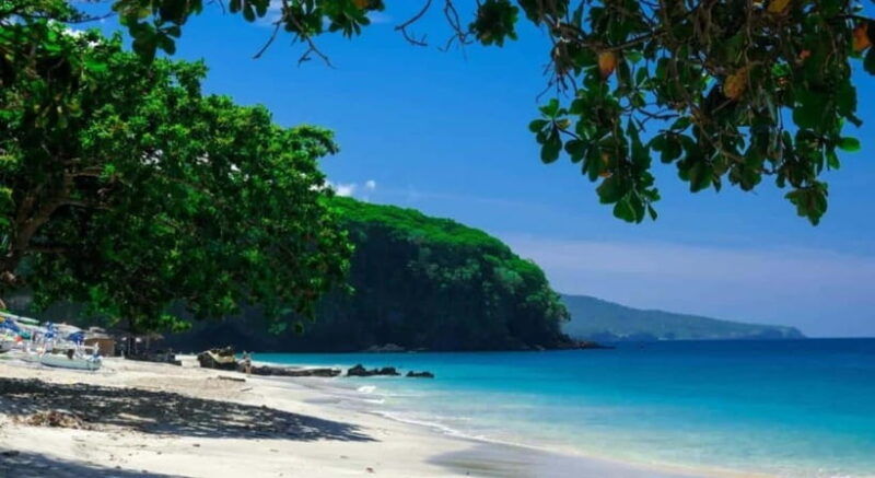 bali-lempuyang-temple-tirta-gangga-and-goa-lawah-tour