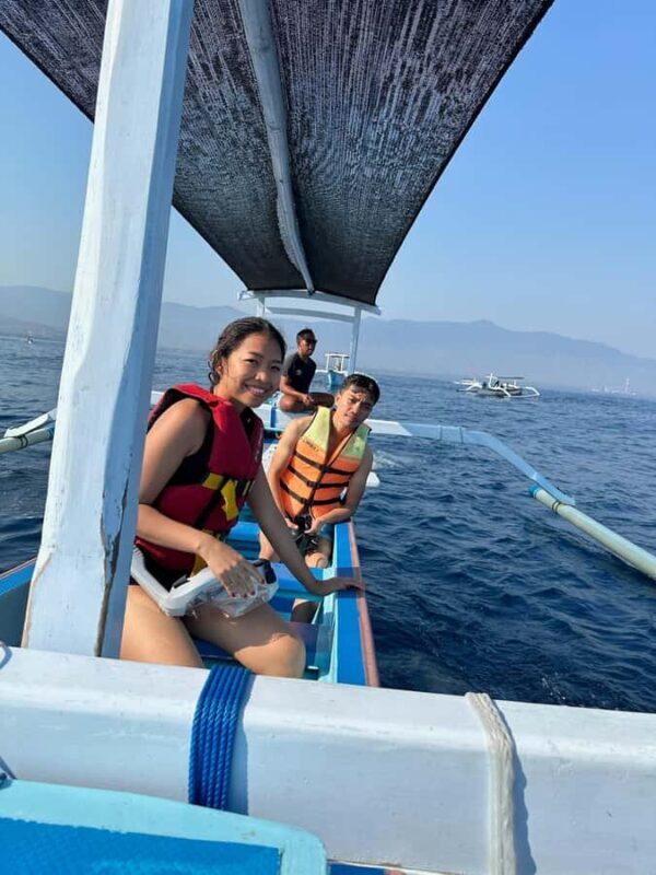 Bali: Lovina Beach Meet Dolphins and Sunrise Catcher - An In-Depth Look at the Lovina Dolphin Tour