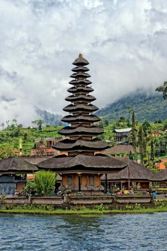 Bali: Lovina Dolphin Watching, Monkeys, & Hidden Hill Tour - Exploring the Details of the Tour