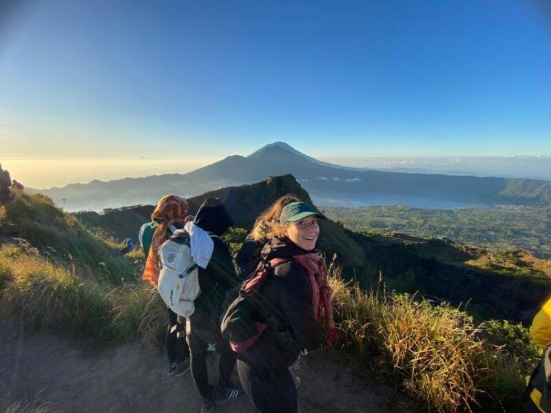 bali-maunt-batur-hiking-with-with-a-local-balinese-guide