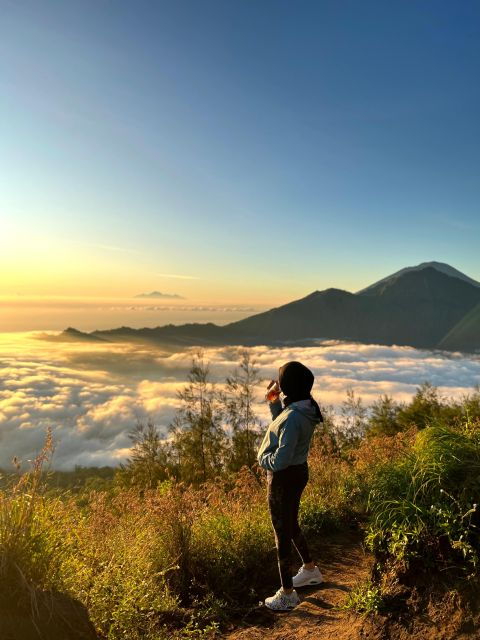 bali-maunt-batur-hiking-with-with-a-local-balinese-guide