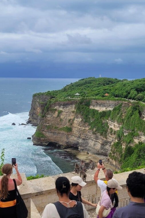 bali-melasti-kecak-dance-coffee-luwak-uluwatu-temple