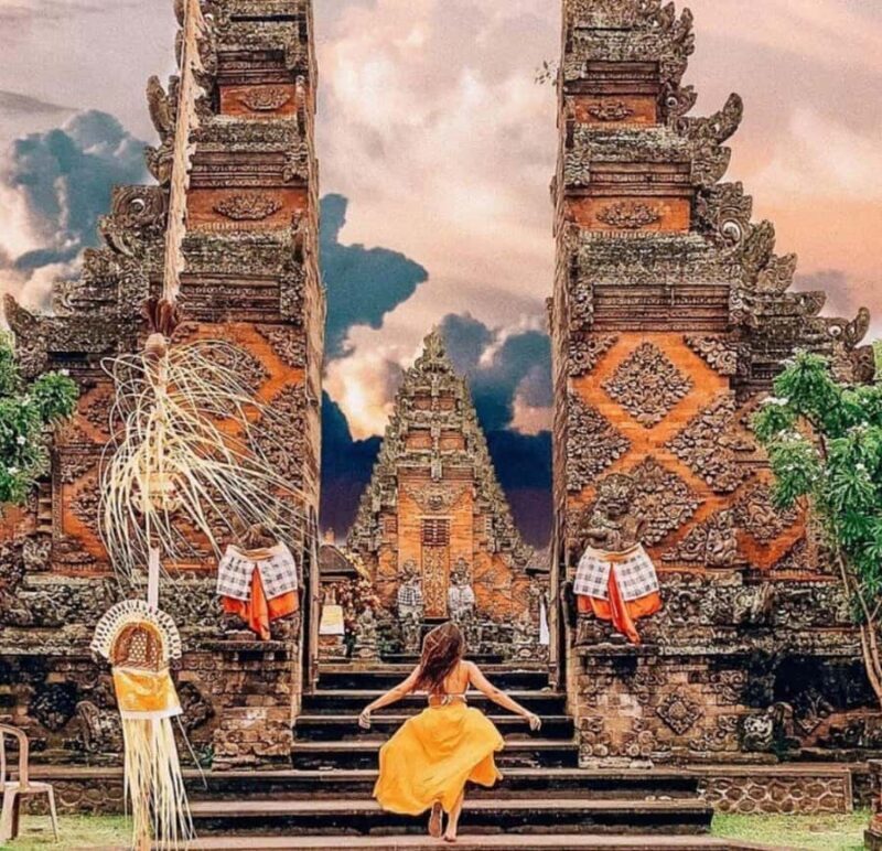 Bali: Monkey River, Tegenungan Waterfall and batuan temple - Key Points