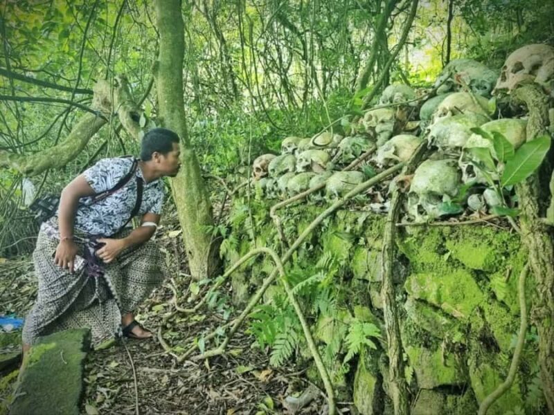 Bali: Mount Batur Jeep Sunrise & Trunyan Village Tour - Lava Fields and Caldera Exploration