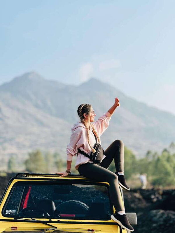 bali-mount-batur-sunrise-and-black-lava-jeep-tour